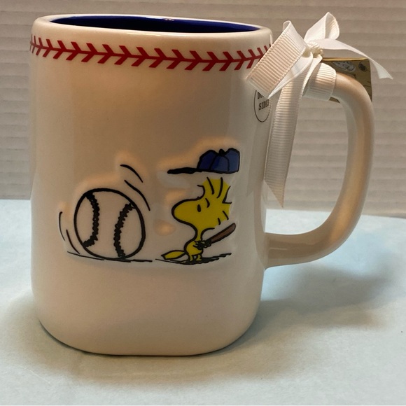 Rae Dunn Peanuts Baseball Mug - Picture 1 of 6